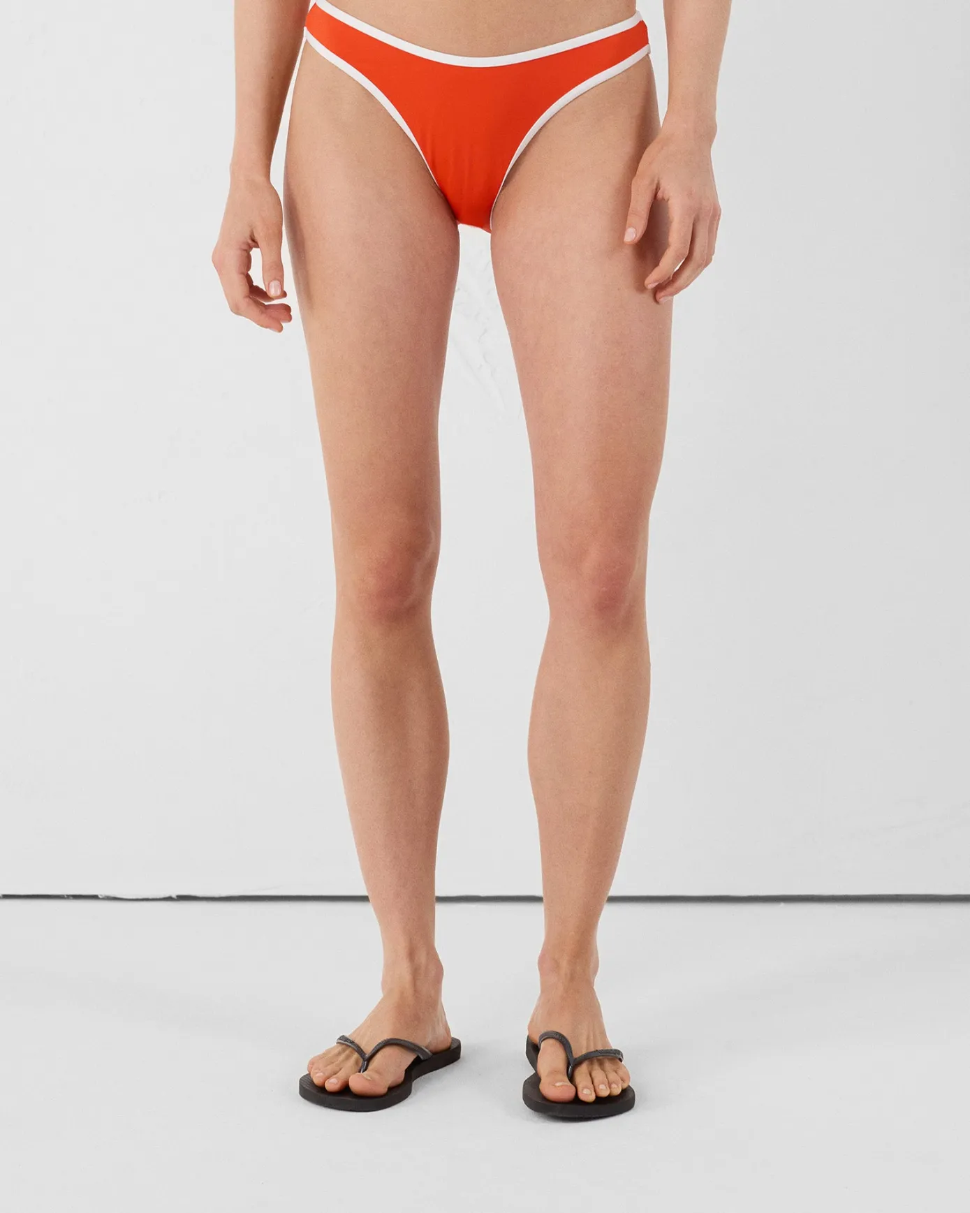 Bas de maillot de bain brésilien Rouge feu Maeva bottom