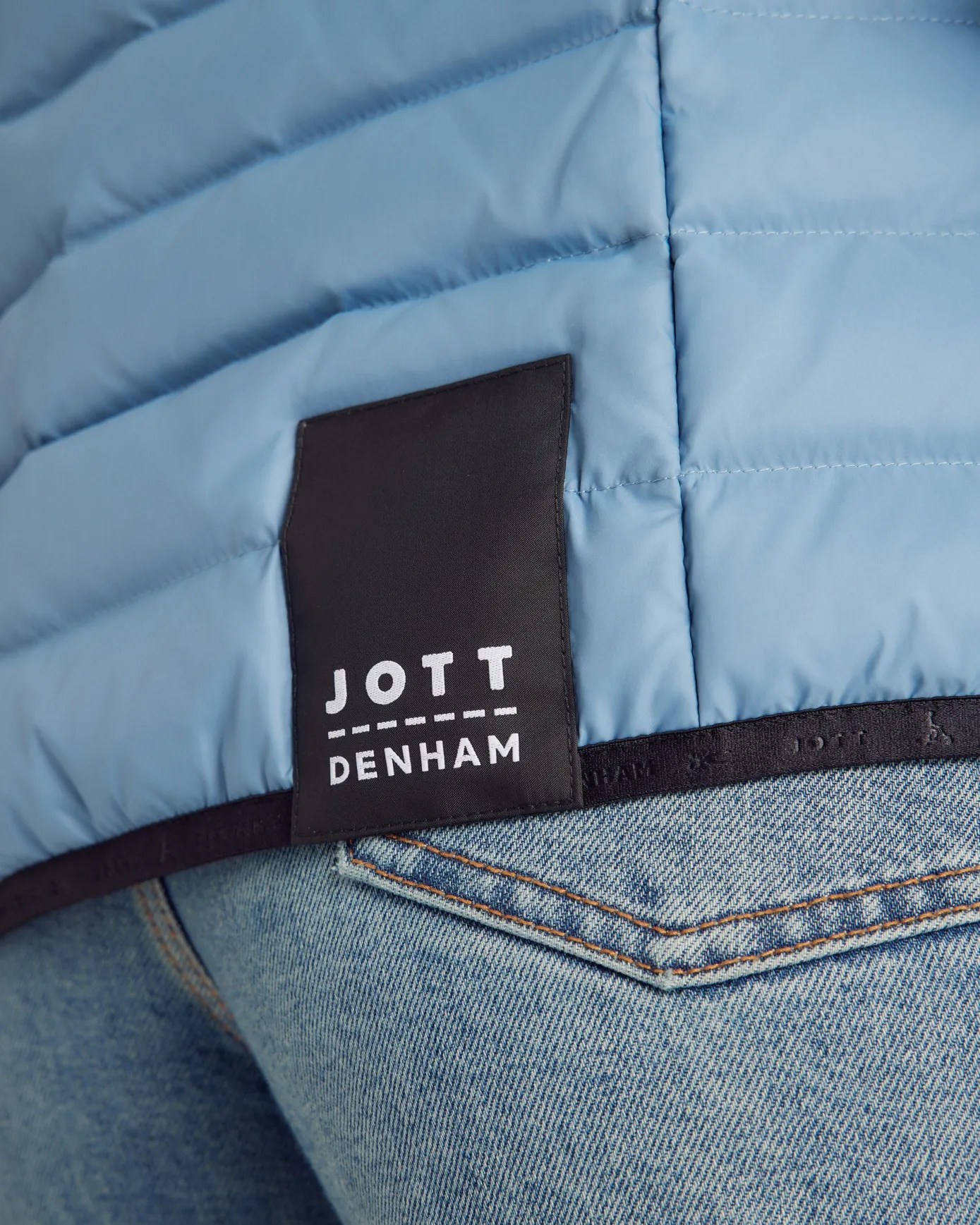 Doudoune légère avec détails en denim Bleu délavé Flight WNW JOTT x DENHAM