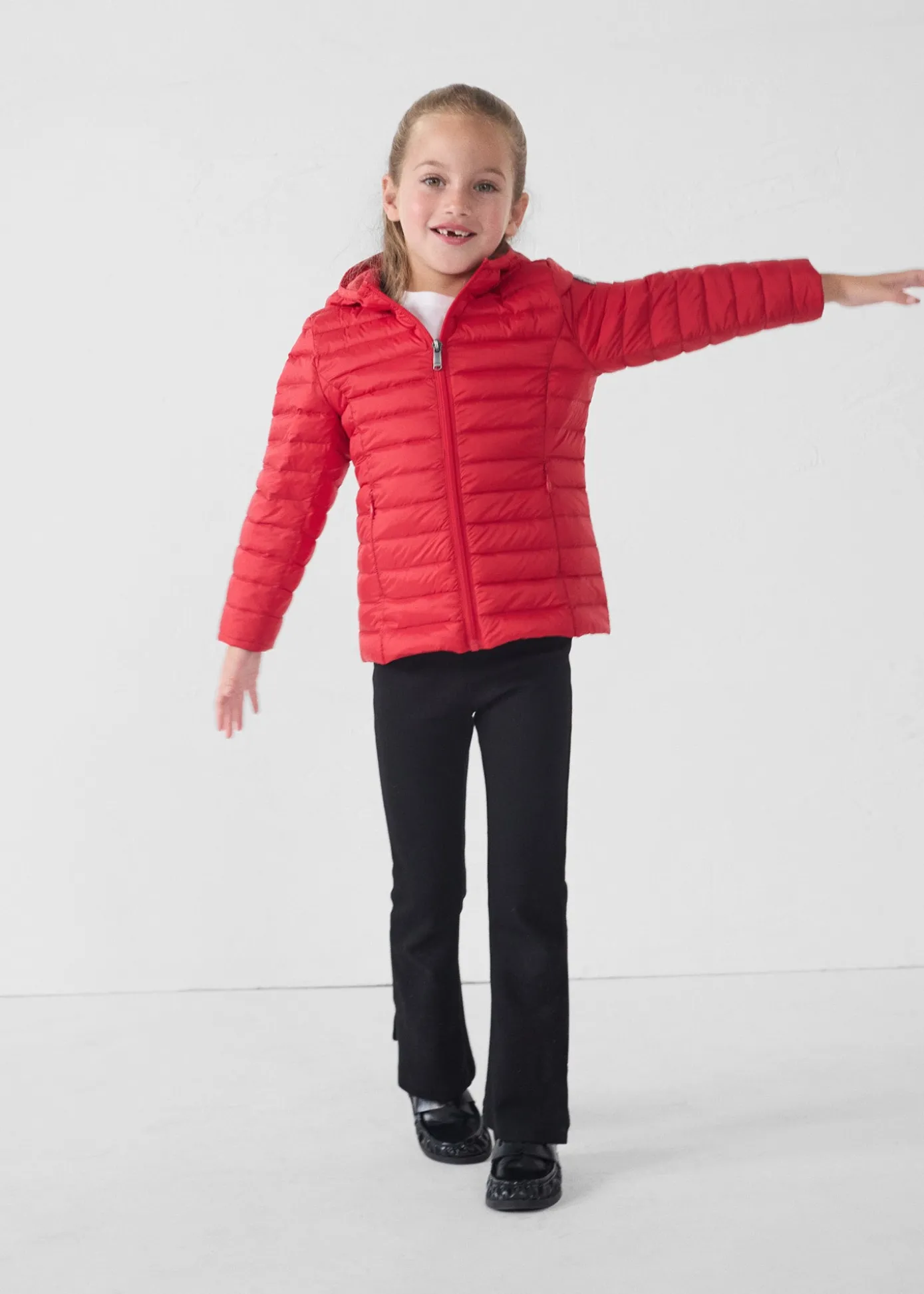 Doudoune légère à capuche enfant Rouge carmin Carla