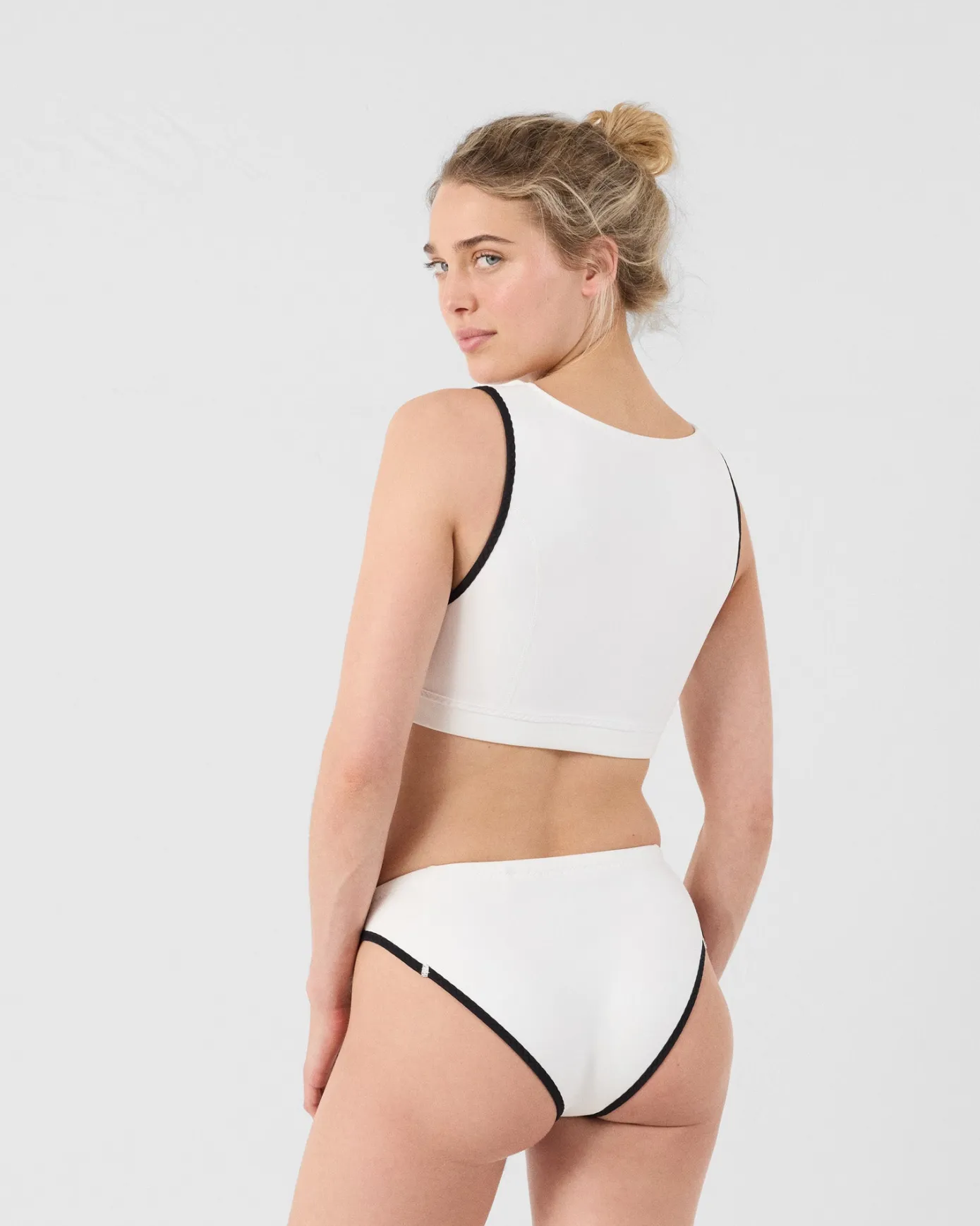Haut de maillot de bain en néoprène Blanc Jisoo top