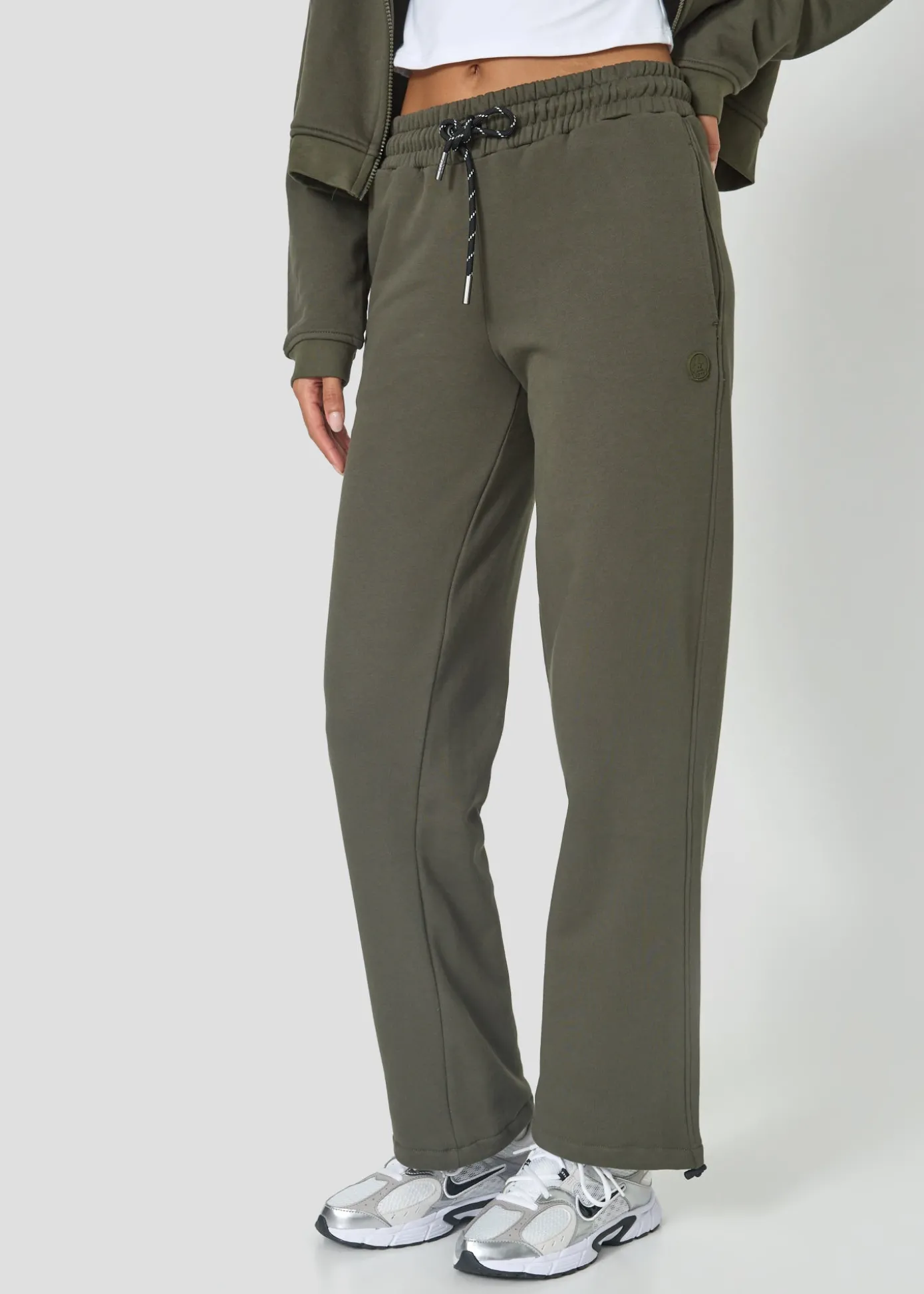 Pantalon de jogging Army foncé Kana