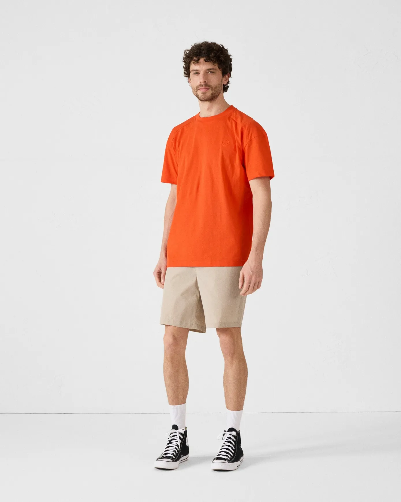 T-shirt col rond en coton Rouge feu Narong